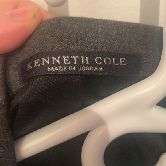 Perfect Keneth Cole Charcoal Grey 2 piece suit 42 Long Coat Waist 36 🔥 - Picture 2 of 11